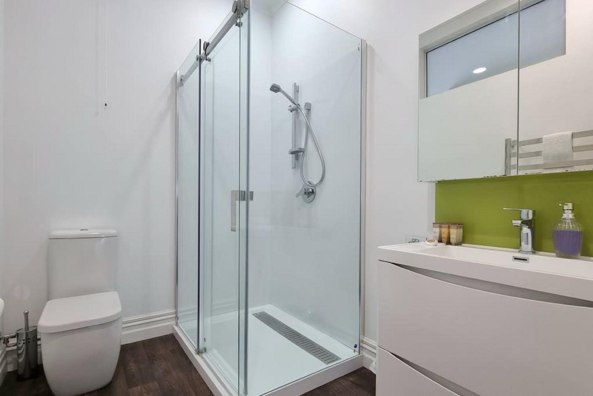 Central Auckland 5-Bedroom Villa With Free Parking エクステリア 写真