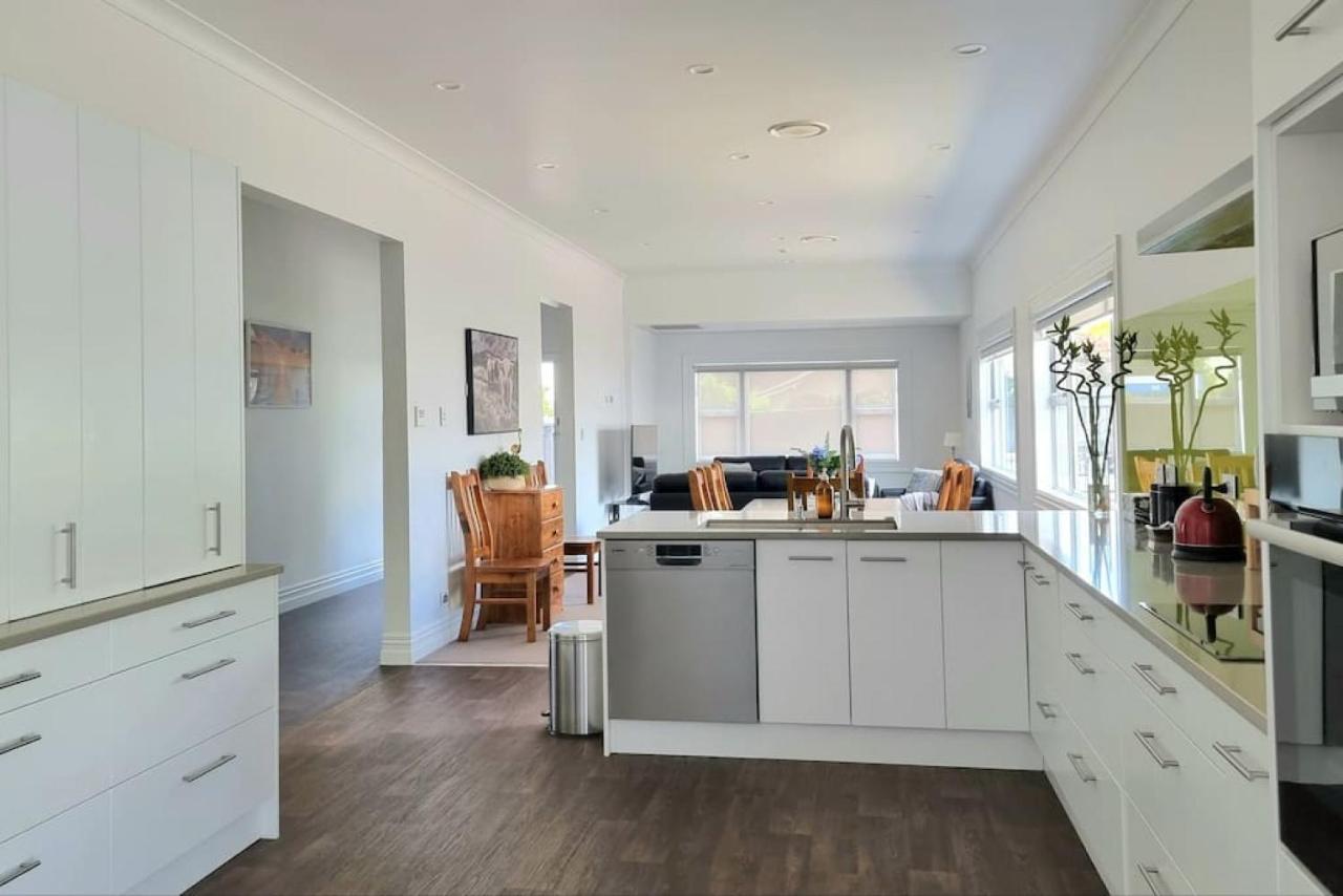 Central Auckland 5-Bedroom Villa With Free Parking エクステリア 写真