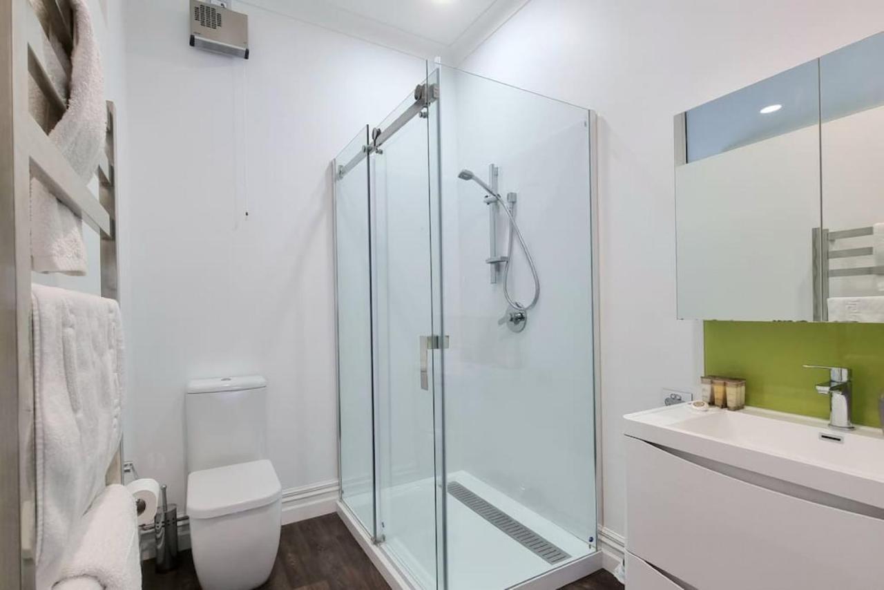 Central Auckland 5-Bedroom Villa With Free Parking エクステリア 写真